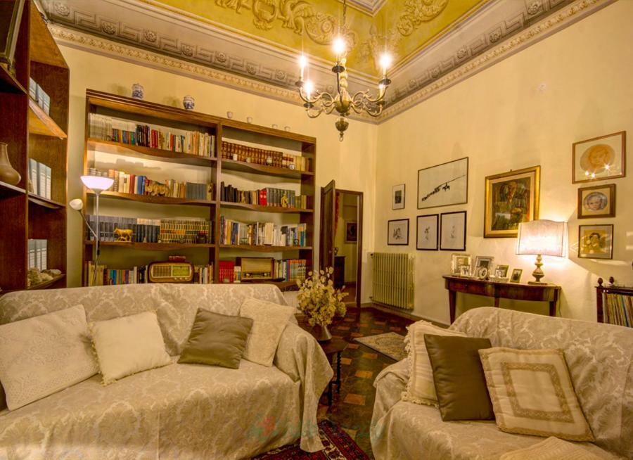 فيلا Residenza Storica Palazzo Ricciarelli فولتيرا المظهر الخارجي الصورة