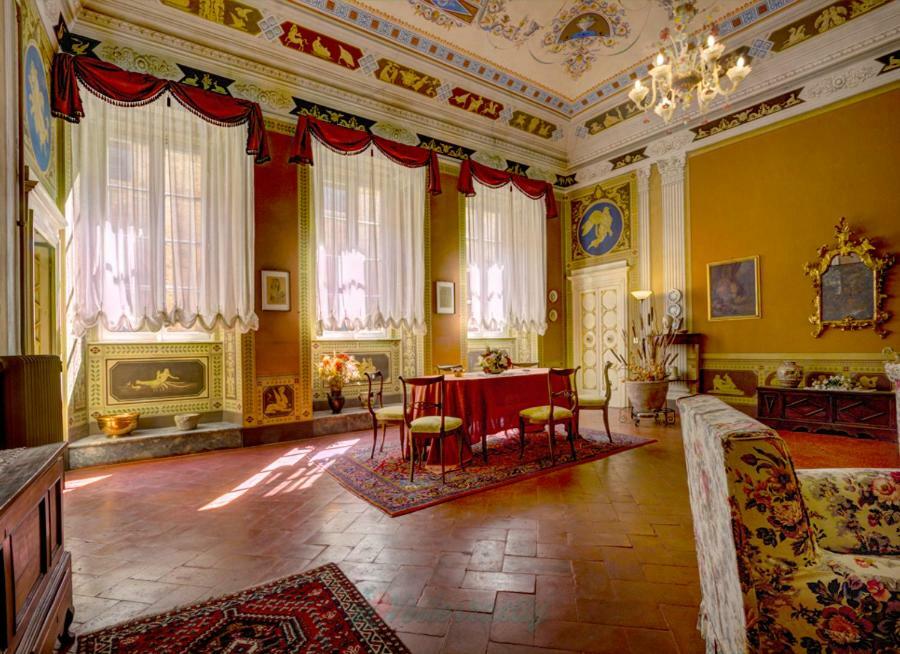 فيلا Residenza Storica Palazzo Ricciarelli فولتيرا المظهر الخارجي الصورة