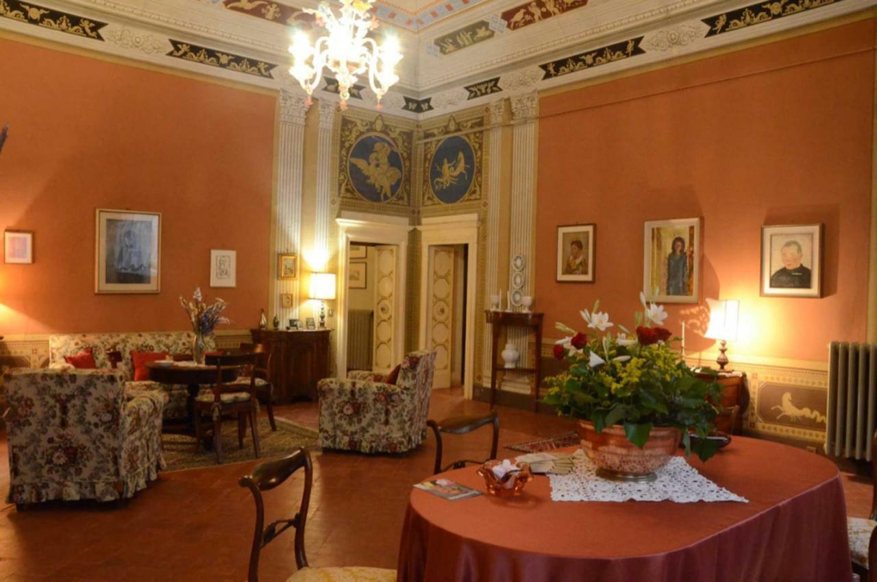 فيلا Residenza Storica Palazzo Ricciarelli فولتيرا المظهر الخارجي الصورة